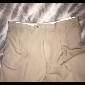 Polo by Ralph Lauren Pants - 44x32Ralph Lauren men’s pleated front cuffed Polo by Ralph Lauren Pants - 44x32Ralph Lauren men’s pleated front cuffed